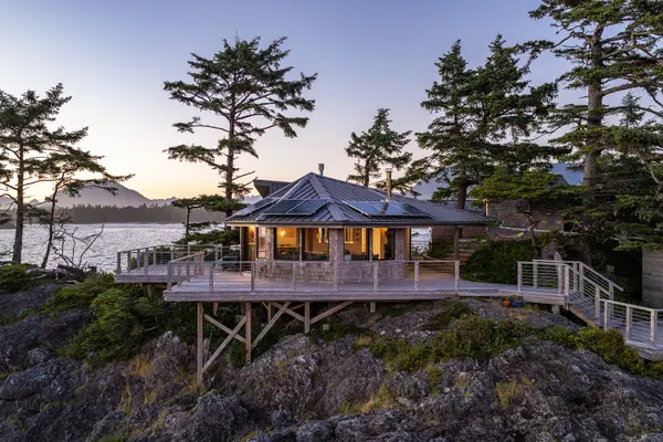 North Frank Island, Tofino,