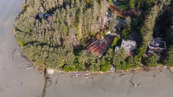 1327 Chesterman Beach Road, Tofino, BC V0R 2Z0