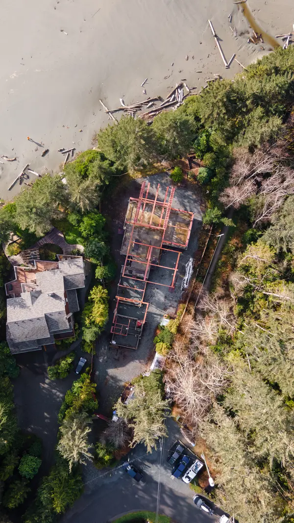 1327 Chesterman Beach Road, Tofino, BC V0R 2Z0