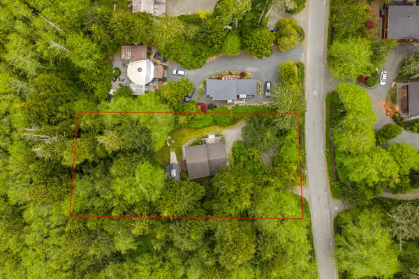 1278 Lynn Road, Tofino, BC V0R 3A0
