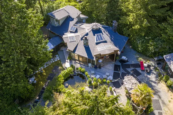 1364 Chesterman Beach Road, Tofino, BC V0R 2Z0