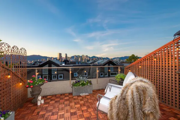 1167 W 8th AVE, Vancouver, BC V6H 1C5