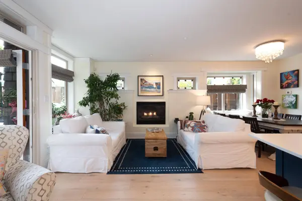 1978 W 12th AVE, Vancouver, BC V6J 2E9