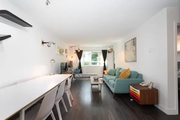 1990 W 6th AVE #207, Vancouver, BC V6J 4V4