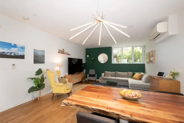 2220 Willow ST, Vancouver, BC V5Z 0C8