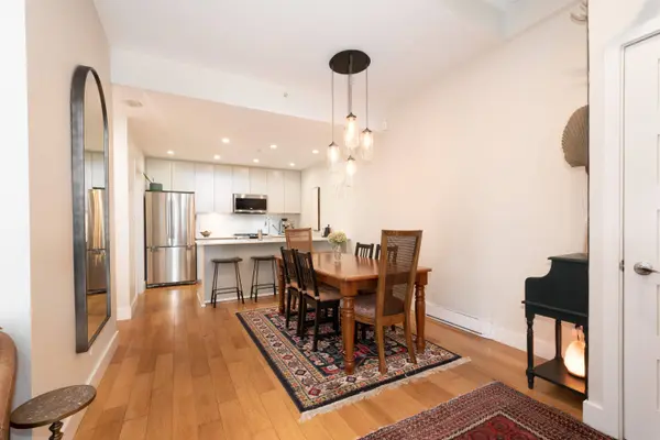 290 E 11th AVE, Vancouver, BC V5T 2C3