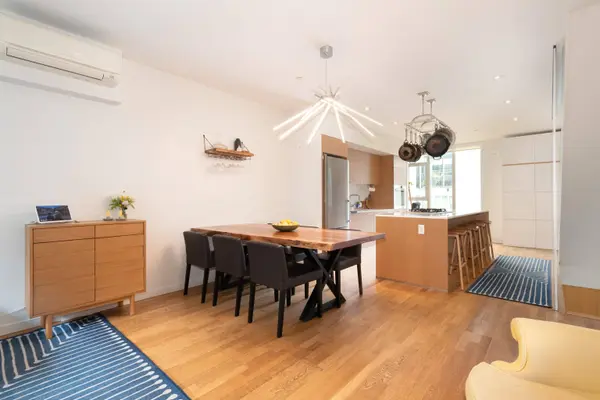 2220 Willow ST, Vancouver, BC V5Z 0C8