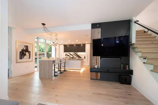180 Athletes WAY, Vancouver, BC V5Y 0B5