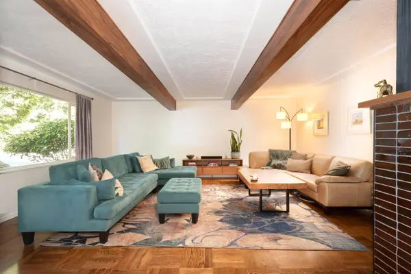 510 Evergreen PL, North Vancouver, BC V7N 2Z2