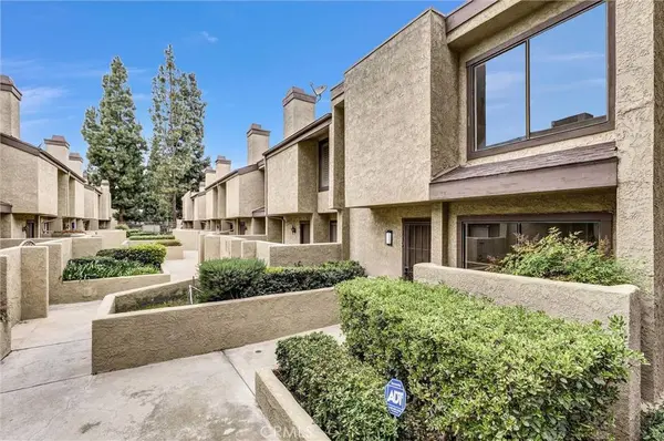 849 E Victoria ST #112, Carson, CA 90746