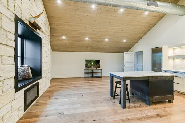 13872 Ranch Road 12 RD, Dripping Springs, TX 78620