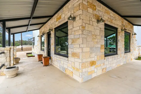 13872 Ranch Road 12 RD, Dripping Springs, TX 78620