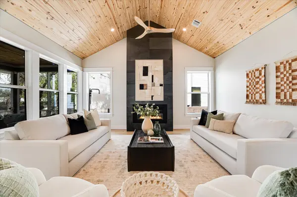 1009 Karen Ave, Austin, TX 78757