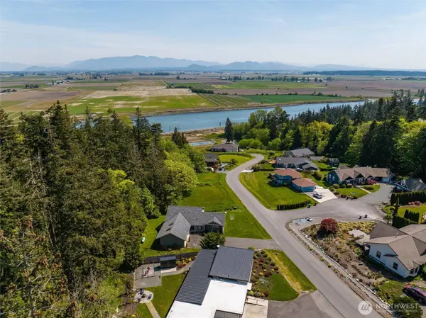 11183 Sahalie RD, La Conner, WA 98257