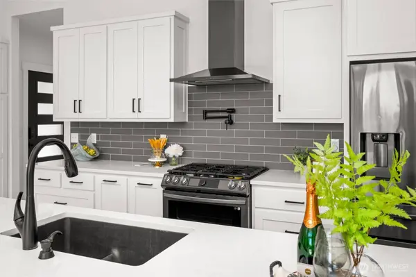 11183 Sahalie RD, La Conner, WA 98257