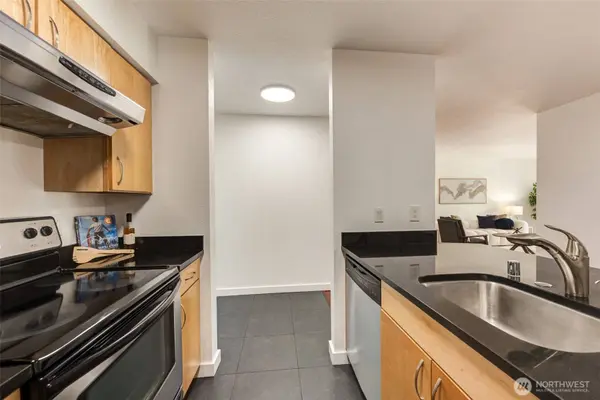 840 NE 125th ST #206, Seattle, WA 98125