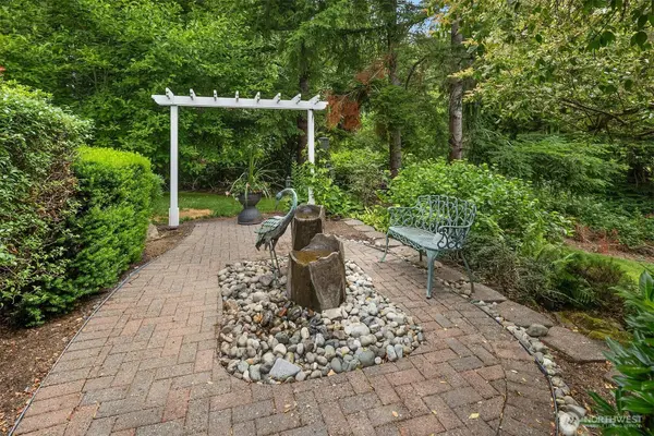28211 Florence Acres RD, Monroe, WA 98272