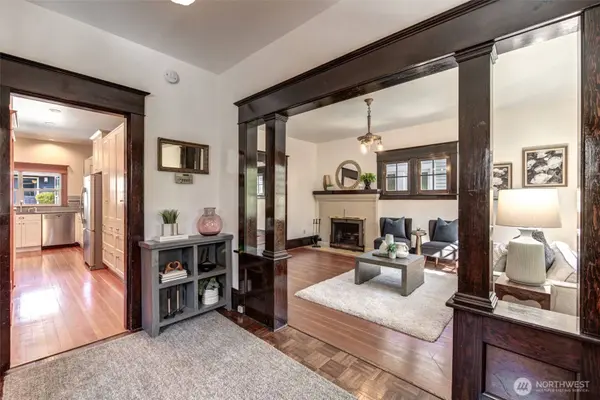 1625 3rd AVE W, Seattle, WA 98119