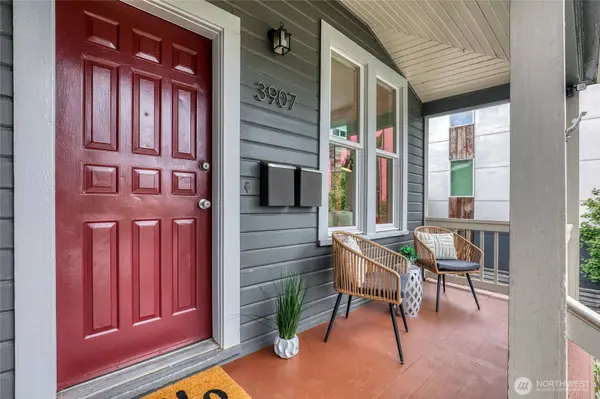 3907 S Edmunds ST, Seattle, WA 98118