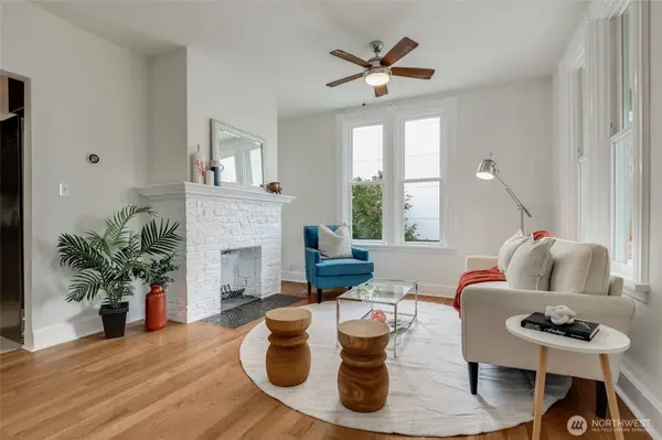 3907 S Edmunds ST, Seattle, WA 98118