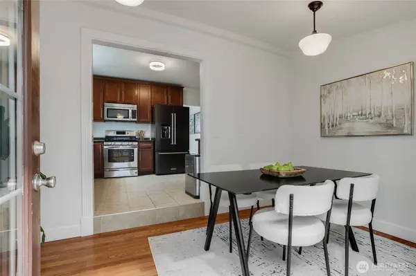 3907 S Edmunds ST, Seattle, WA 98118