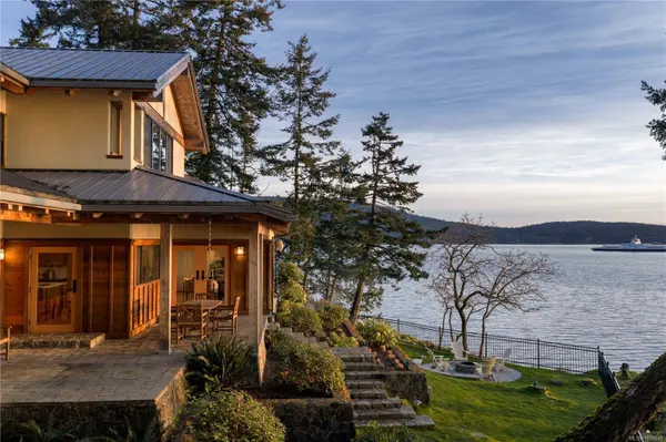 250 Holmes Rd, Salt Spring, BC V8K 1T6