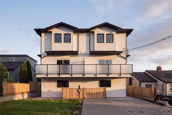 913 Dale St ##1, Saanich, BC V8X 2V9