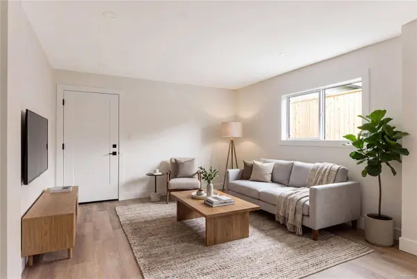 913 Dale St ##1, Saanich, BC V8X 2V9