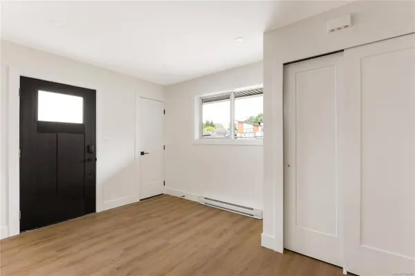 913 Dale St ##1, Saanich, BC V8X 2V9