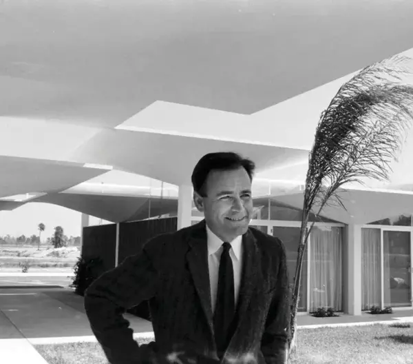 Victor Lundy- The Herron House