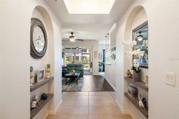 600 GARDENS EDGE DR #613, Venice, FL 34285