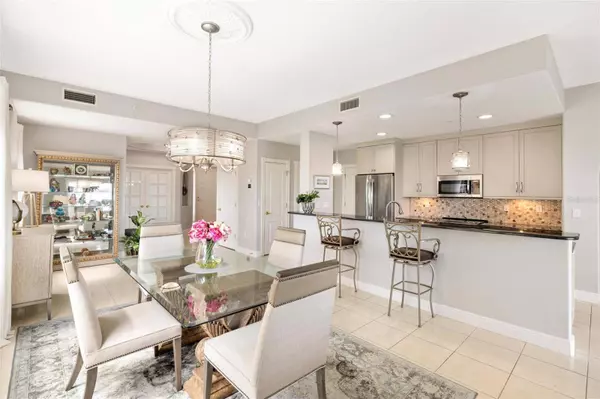 147 TAMPA AVE E #304, Venice, FL 34285