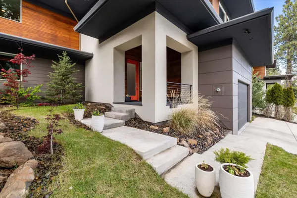 19504 Century DR, Bend, OR 97702