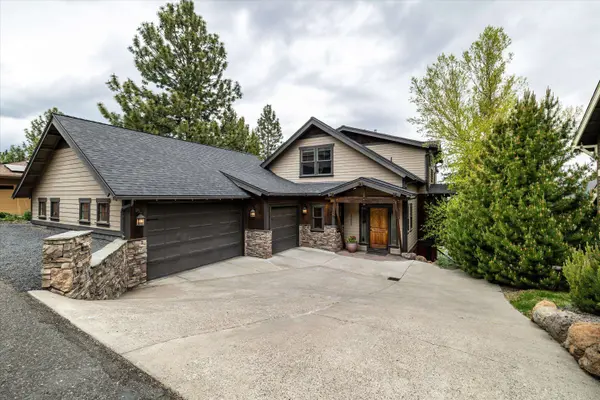 1255 Constellation DR, Bend, OR 97703