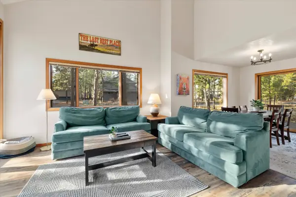 17894 Red Cedar LN, Sunriver, OR 97707