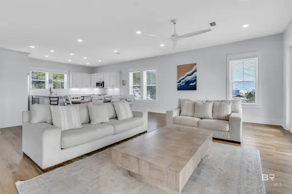 1594 Highway 180, Gulf Shores, AL 36542