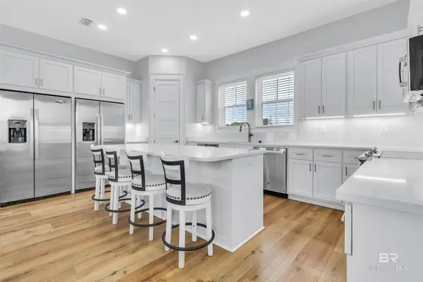 1594 Highway 180, Gulf Shores, AL 36542