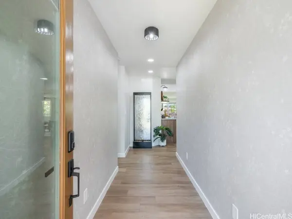 94-226 Kenola PL, Waipahu, HI 96797