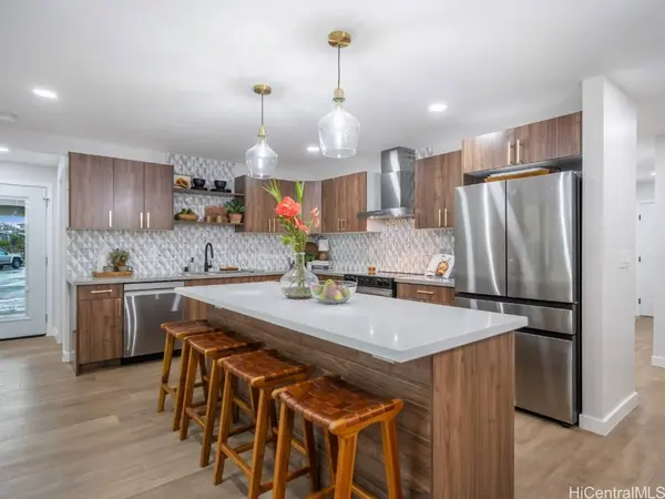 94-226 Kenola PL, Waipahu, HI 96797