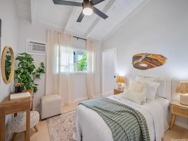 98-1743 Ulu ST, Aiea, HI 96701