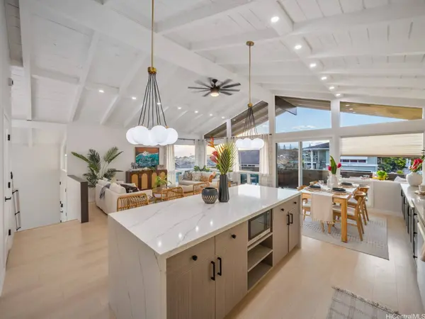 98-1743 Ulu ST, Aiea, HI 96701