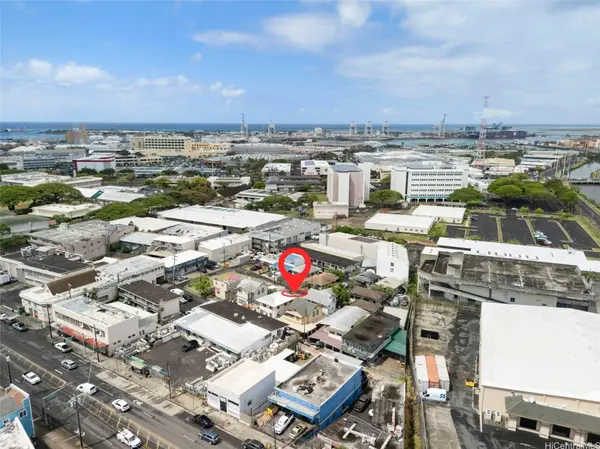 916 Eu LN, Honolulu, HI 96817