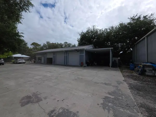 806 SW 11th Dr DR SW, Vero Beach, FL 32962