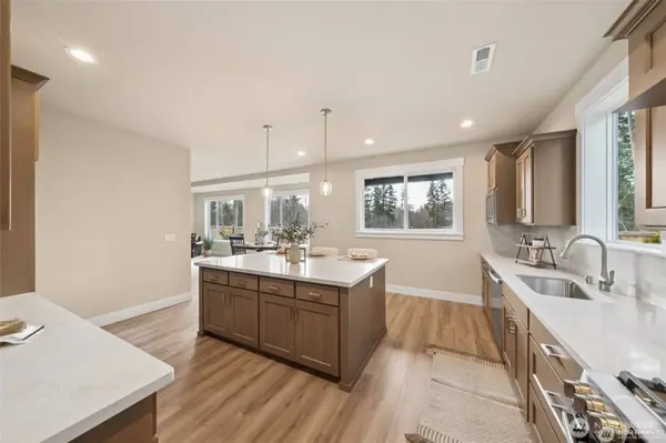 17232 74th Avenue Ct E, Puyallup, WA 98375