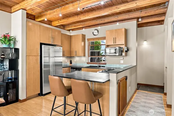 611 Fawcett AVE, Tacoma, WA 98402