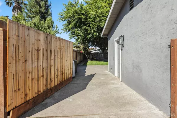 3121 Piedont AVE, Napa, CA 94558