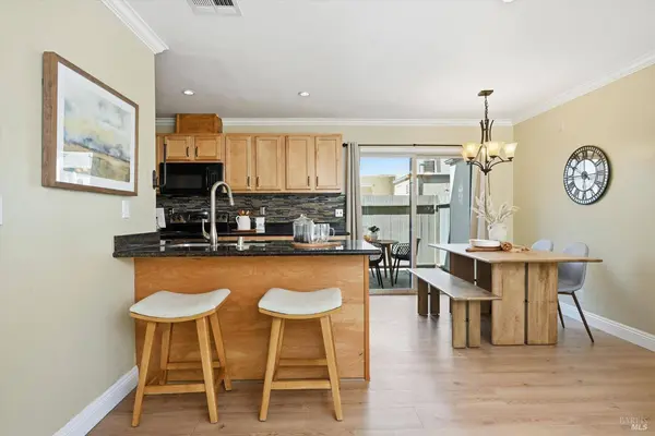 1072 Marina DR, Napa, CA 94559