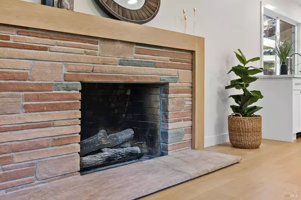 3583 Jomar DR, Napa, CA 94558