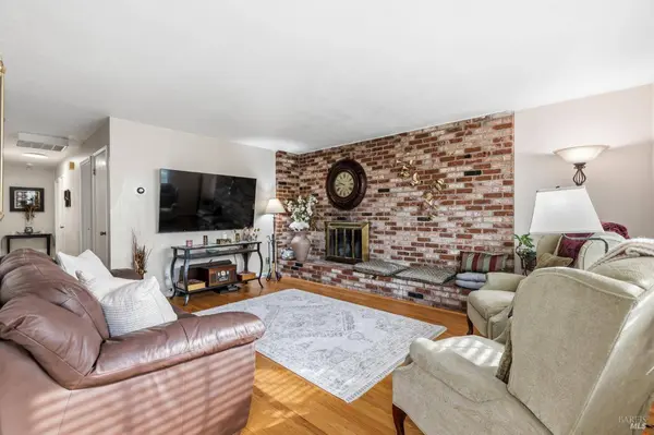 1260 Sierra AVE, Napa, CA 94558