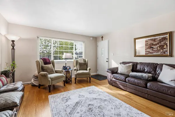 1260 Sierra AVE, Napa, CA 94558